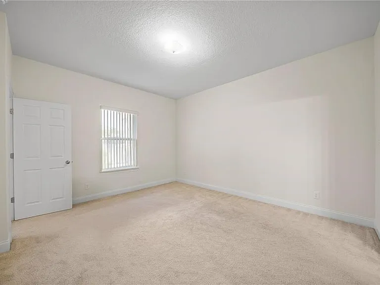 14 Ferguson Dr — Photo 11