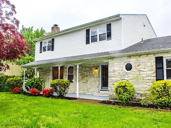 2nd image of 1057 Fairview Dr