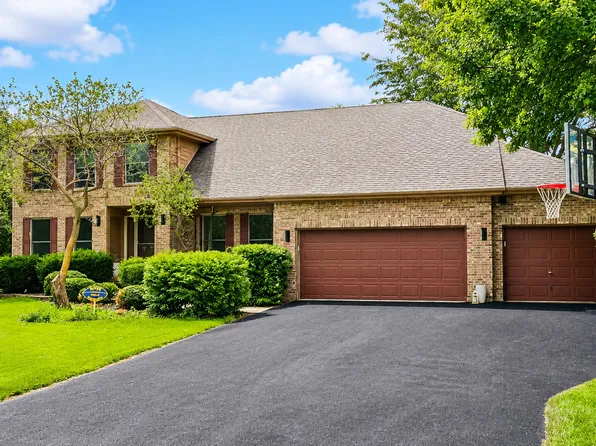 23741 Deer Chase Ln, Naperville, IL 60564