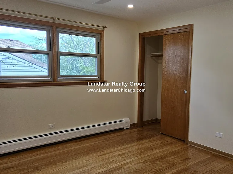 5339 W Addison St #2 — Photo 7