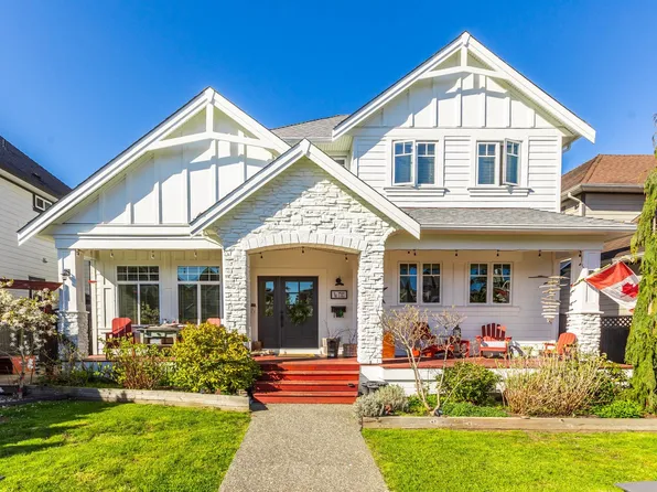 17383 3a Ave, Surrey, BC V3Z 2N7