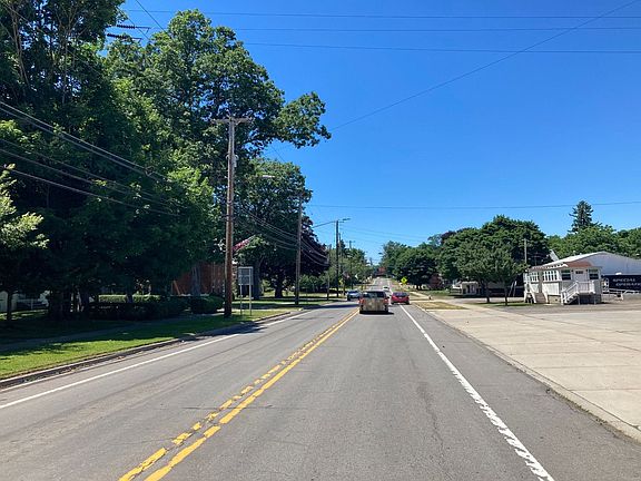 5th image of 176 Central Ave