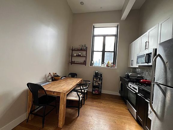 5th image of 53 S 11th St #5C