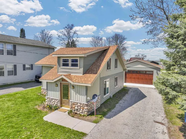 113 Wells, Houghton Lake, MI 48629