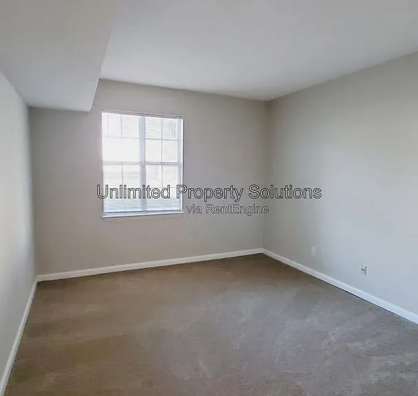 733 Bragg Dr #C — Photo 11
