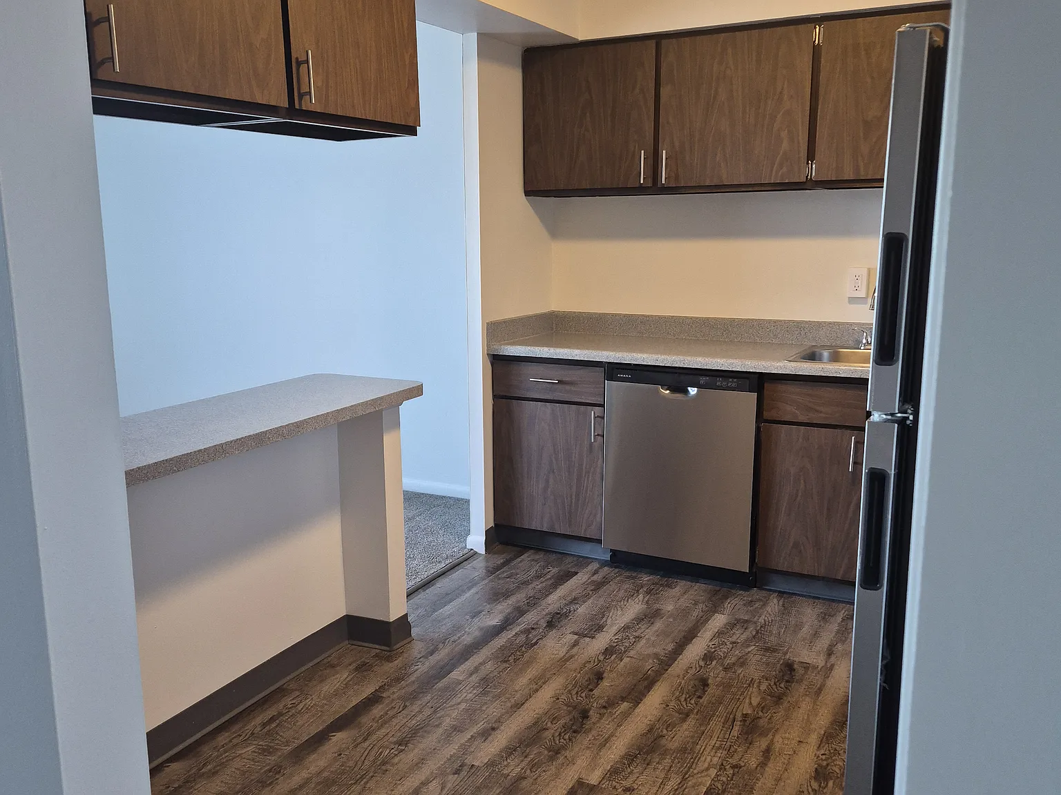 Bridlewood Apartments — Photo 4