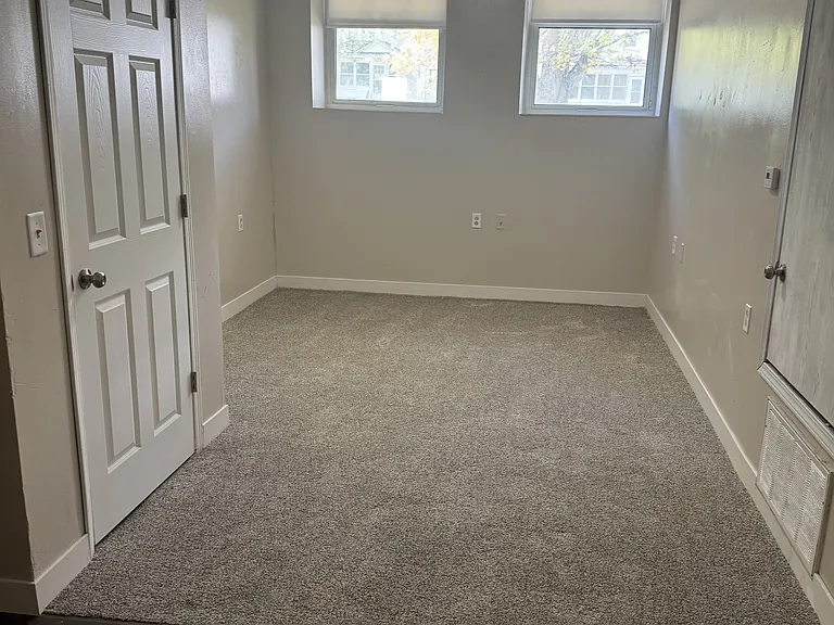 314 Randolph St E #105 — Photo 3