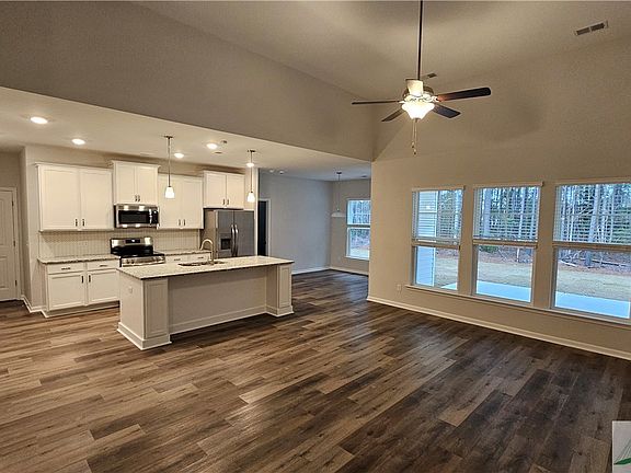 3rd image of 142 Brookline Drive