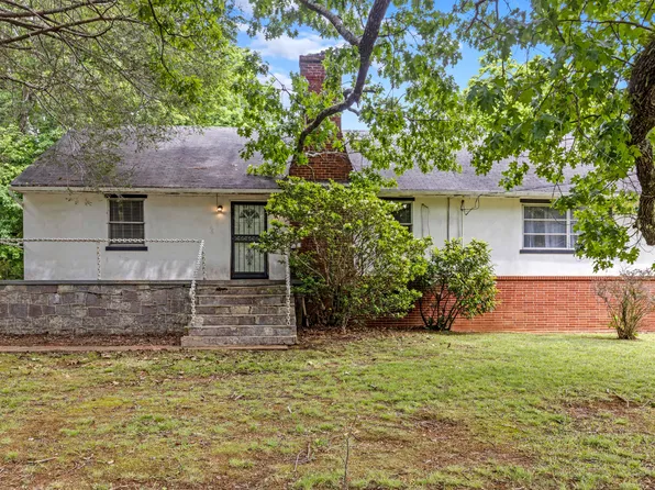 778 Mission Ridge Rd, Rossville, GA 30741