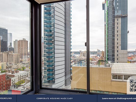 5th image of 235 W 48th St APT 18L