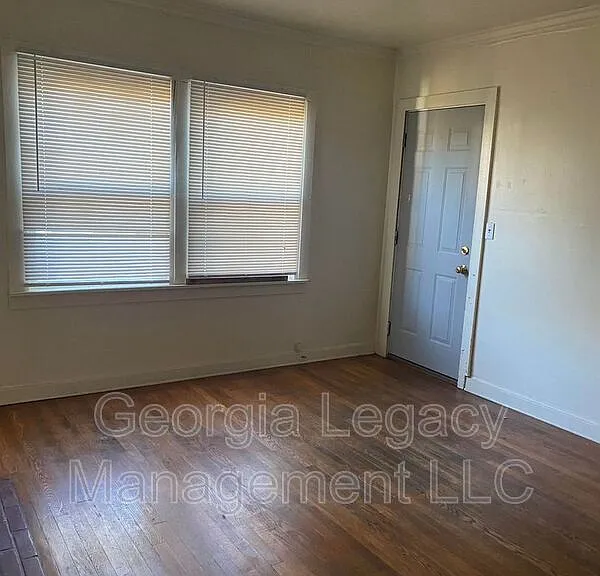 44 Andrews Ct #103 — Photo 3