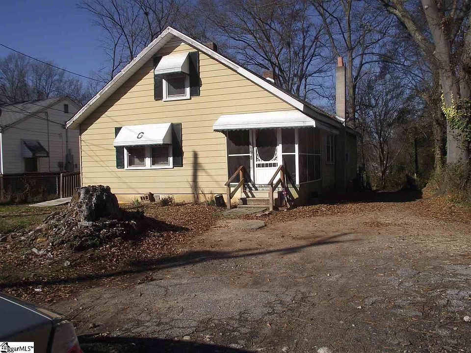 2nd image of 116 Prospect St