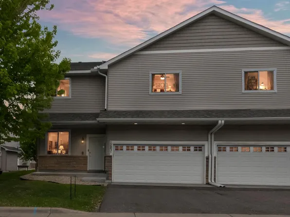 1283 County Road D Cir E #B, Maplewood, MN 55109