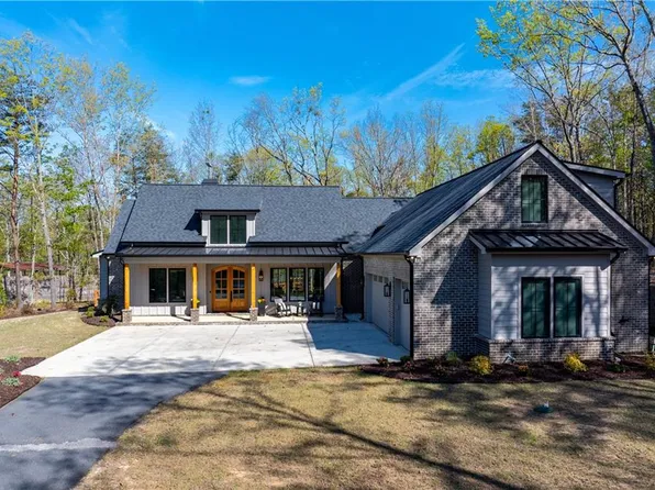 464 Stonehaven Ct, Jasper, GA 30143
