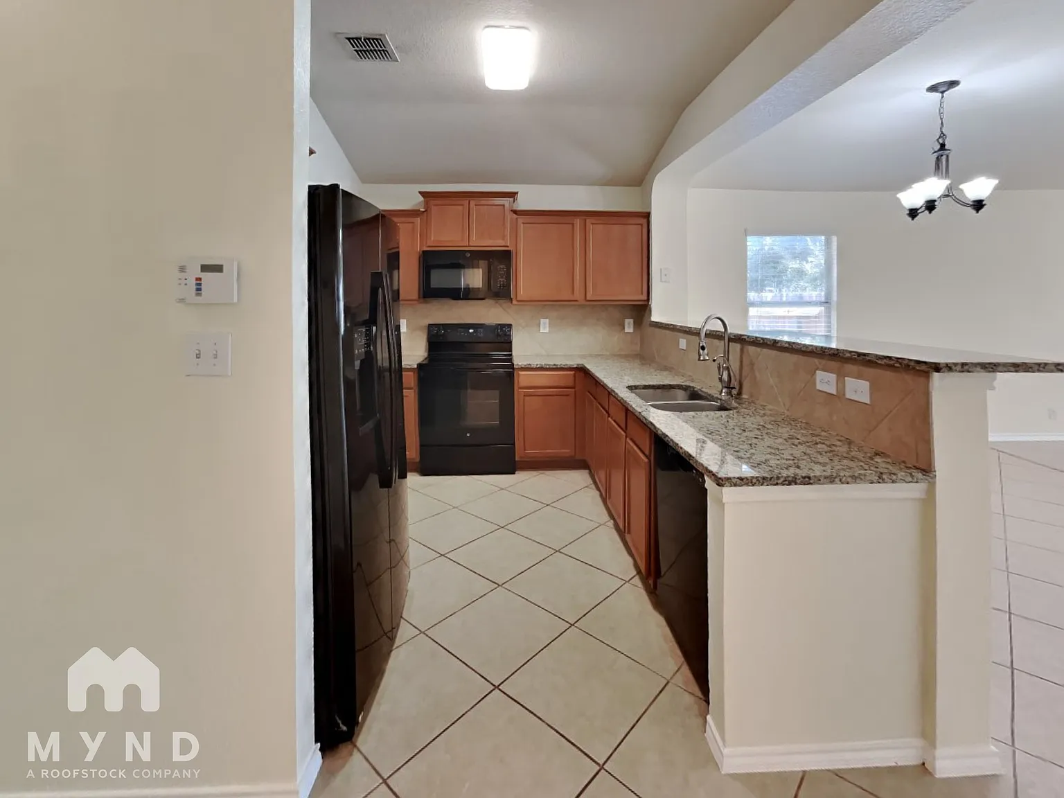 4 bed, 2.0 bath, 1524 sqft, $1,735 — Photo 4