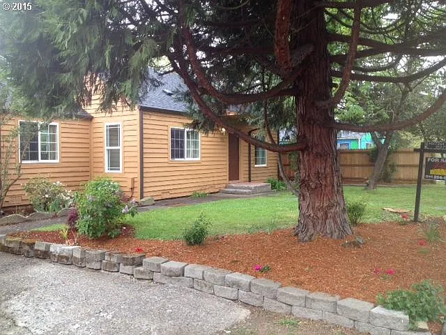 710 54th St photo 1