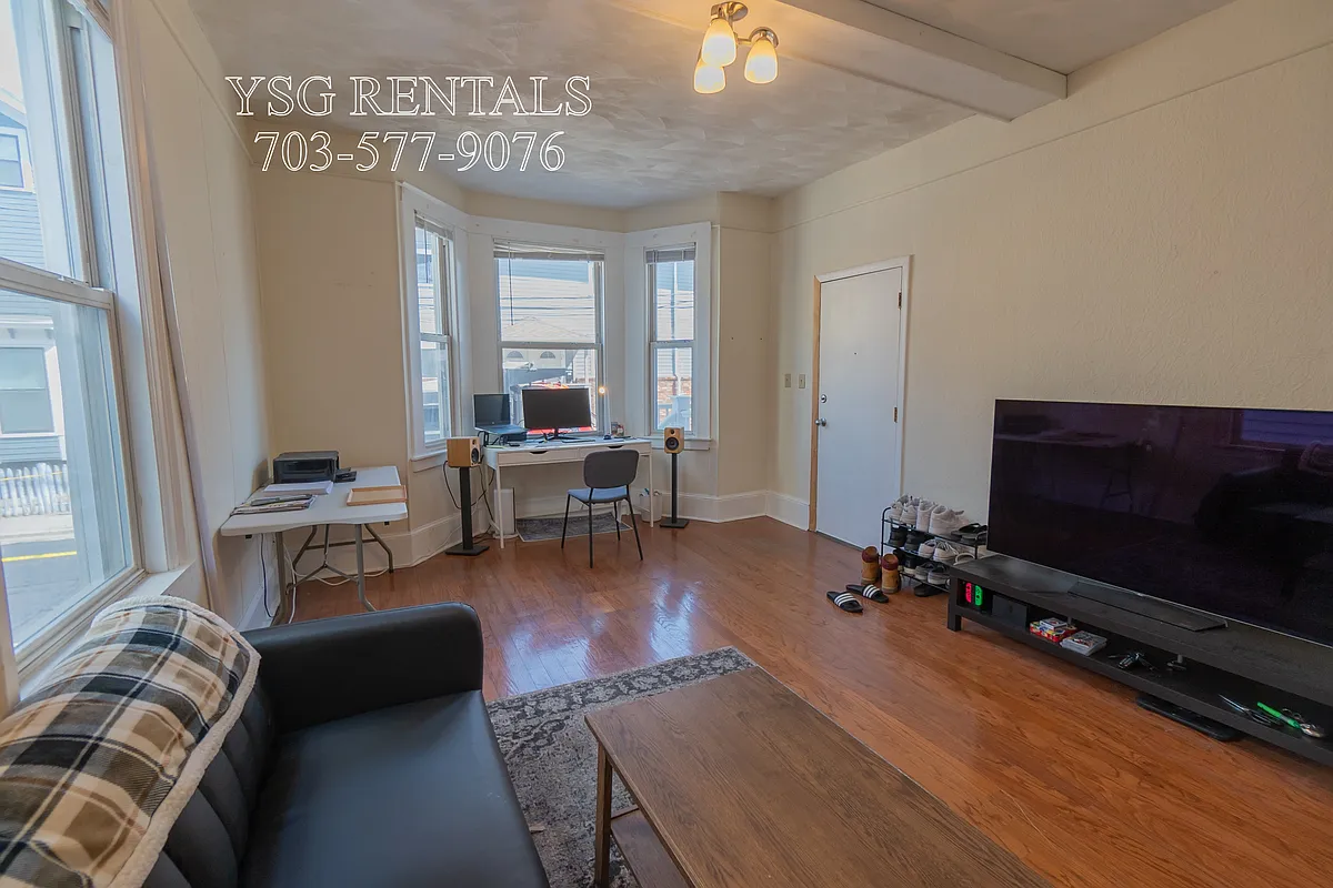Building Photo - 22 Suffolk St #1