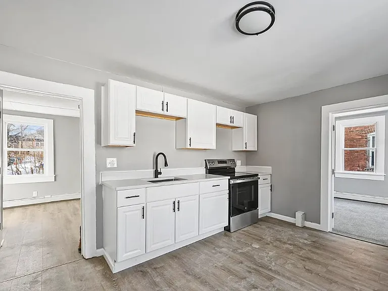 1-2 Monteleone Pl — Photo 1