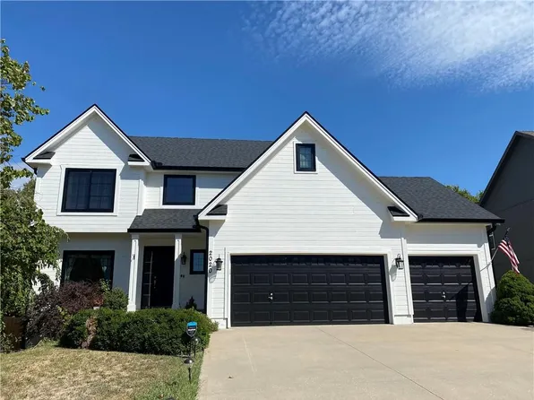 2020 SW Huntbrook Ter, Lees Summit, MO 64082