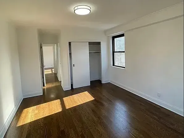 401 East 88th Street image 6 of 13