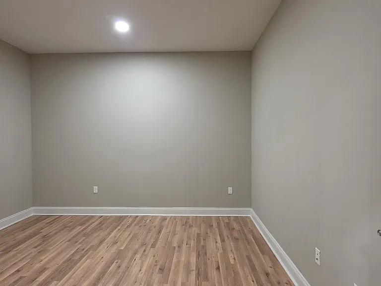 1420-22 Chestnut St #204 — Photo 11