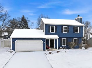 1527 Williams Ave, St Charles, IL 60174