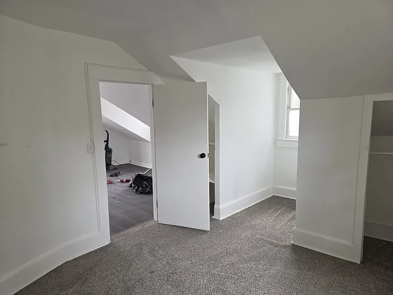3923 Springfield Blvd #3 — Photo 25