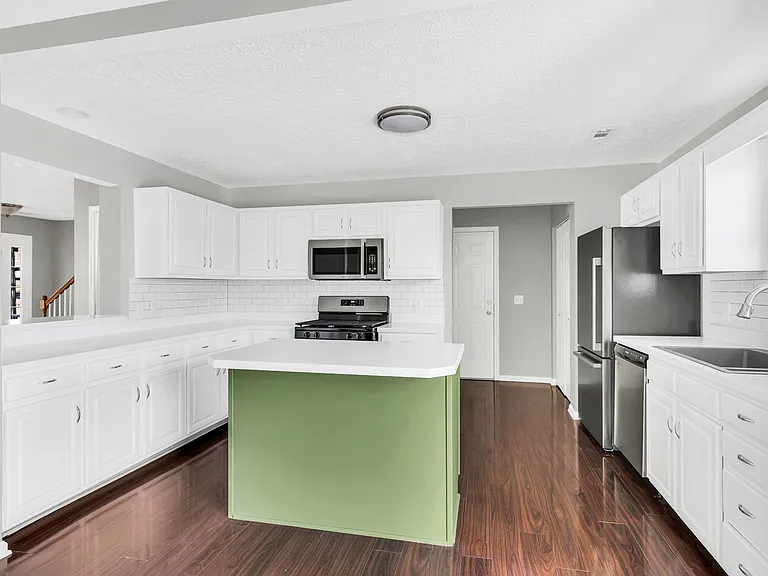 121 Deer Ridge Ln — Photo 18
