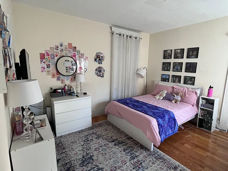 137 Peterborough St #20 — Photo 1