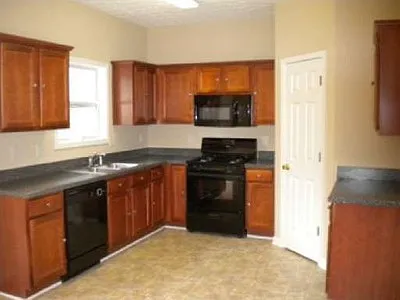 1502 Park Grove Dr — Photo 6