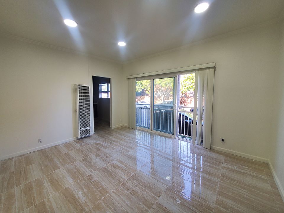 1st image of 2230 E Ocean Blvd #3