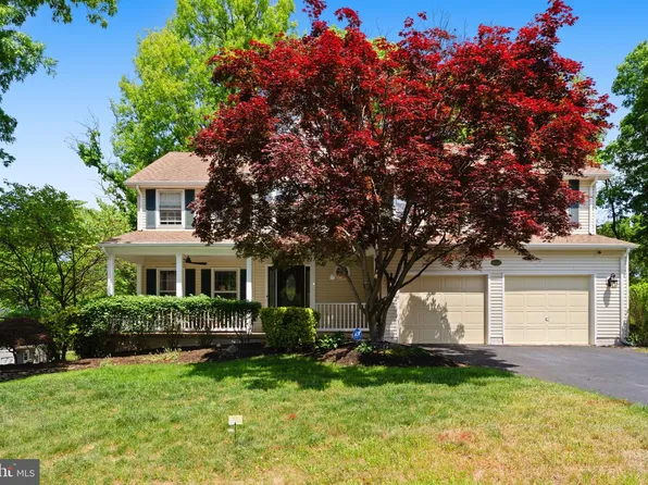 13804 Stonefield Dr, Clifton, VA 20124