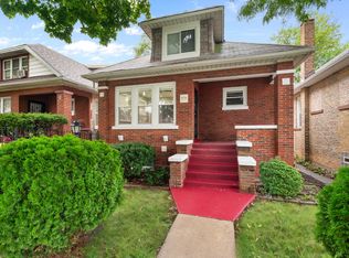 8924 S Elizabeth St, Chicago, IL 60620