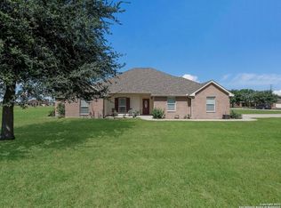 16006 White Cap Dr, Lytle, TX 78052