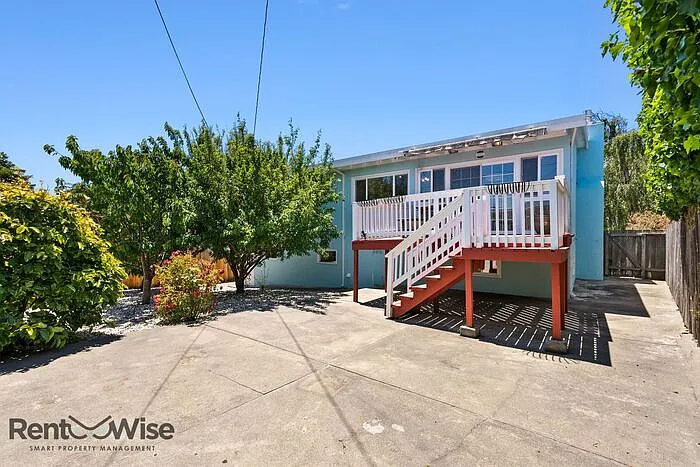 1120 Oakwood Dr — Photo 31