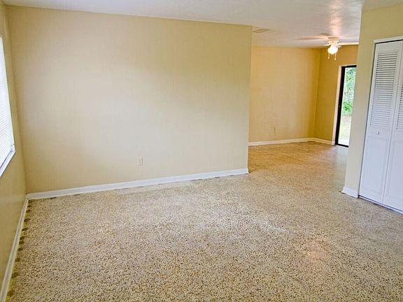 2nd image of 2362 California St