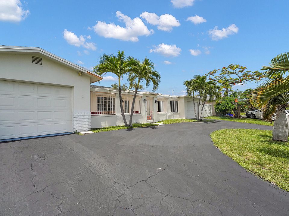1st image of 555 NW 50TH Place