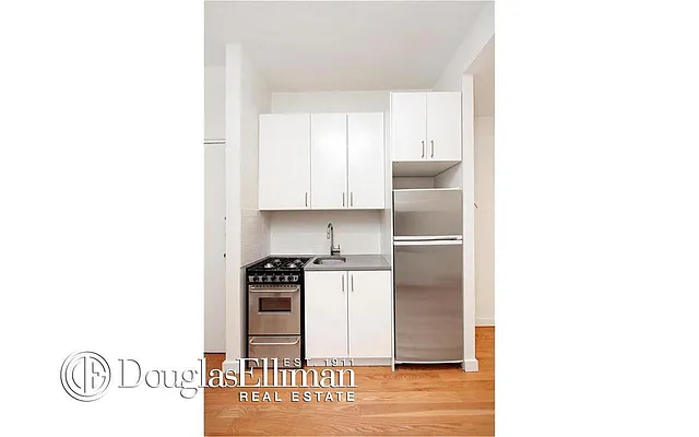 Rented by Douglas Elliman | media 41
