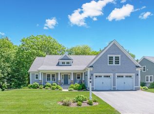 21 Fieldstone Dr, Mattapoisett, MA 02739