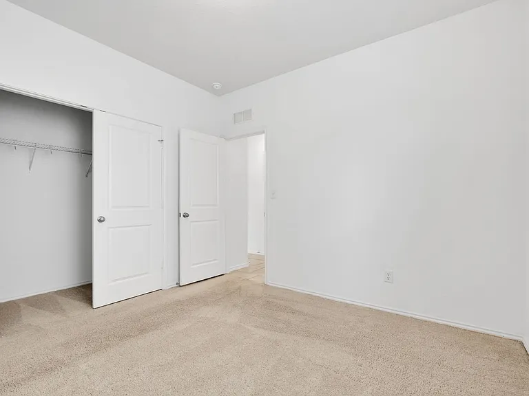 10310 Lady Bird — Photo 8