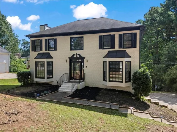 3740 Brown Dr, Decatur, GA 30034