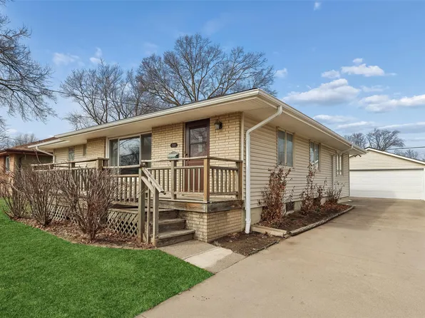 3309 Twana Dr, Des Moines, IA 50310
