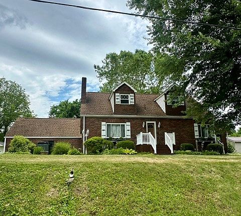 2nd image of 1591 Frontage Drive