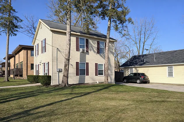 5 bed, 1660 sqft, $5,000 — Photo 2