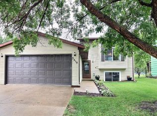 3419 18th St S, Fargo, ND 58104