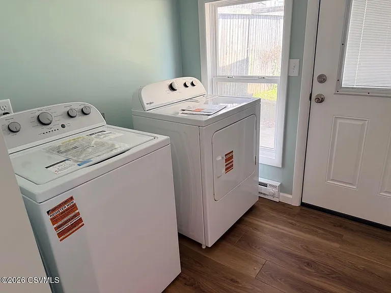 1010 Ash St — Photo 9