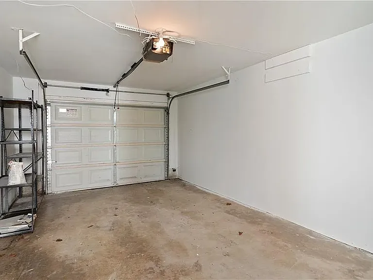 732 Hecate Dr — Photo 16