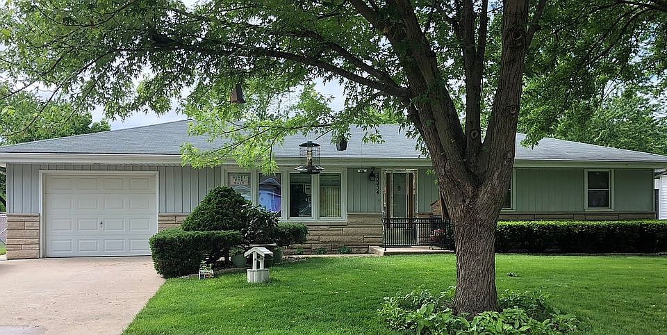 1st image of 23834 W Essex Dr