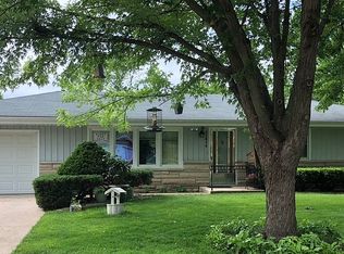 23834 W Essex Dr, Channahon, IL 60410