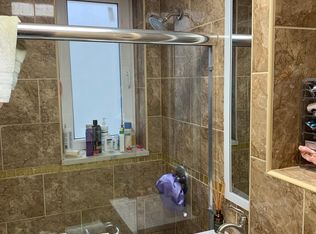 6112 Woodbine St FLOOR 3, Ridgewood, NY 11385